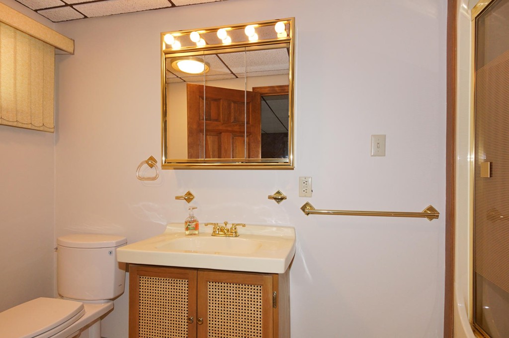 26 Meadowvale Road Burlington, MA 01803 - Photo 22 of 24 Gallery Image 22