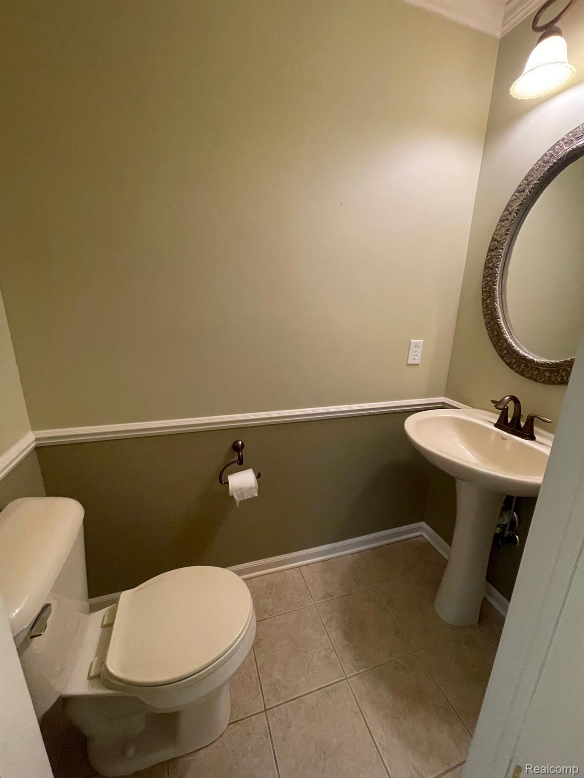 1247 Callaway Court Howell, MI 48843 - Photo 9 of 40 Gallery Image 9