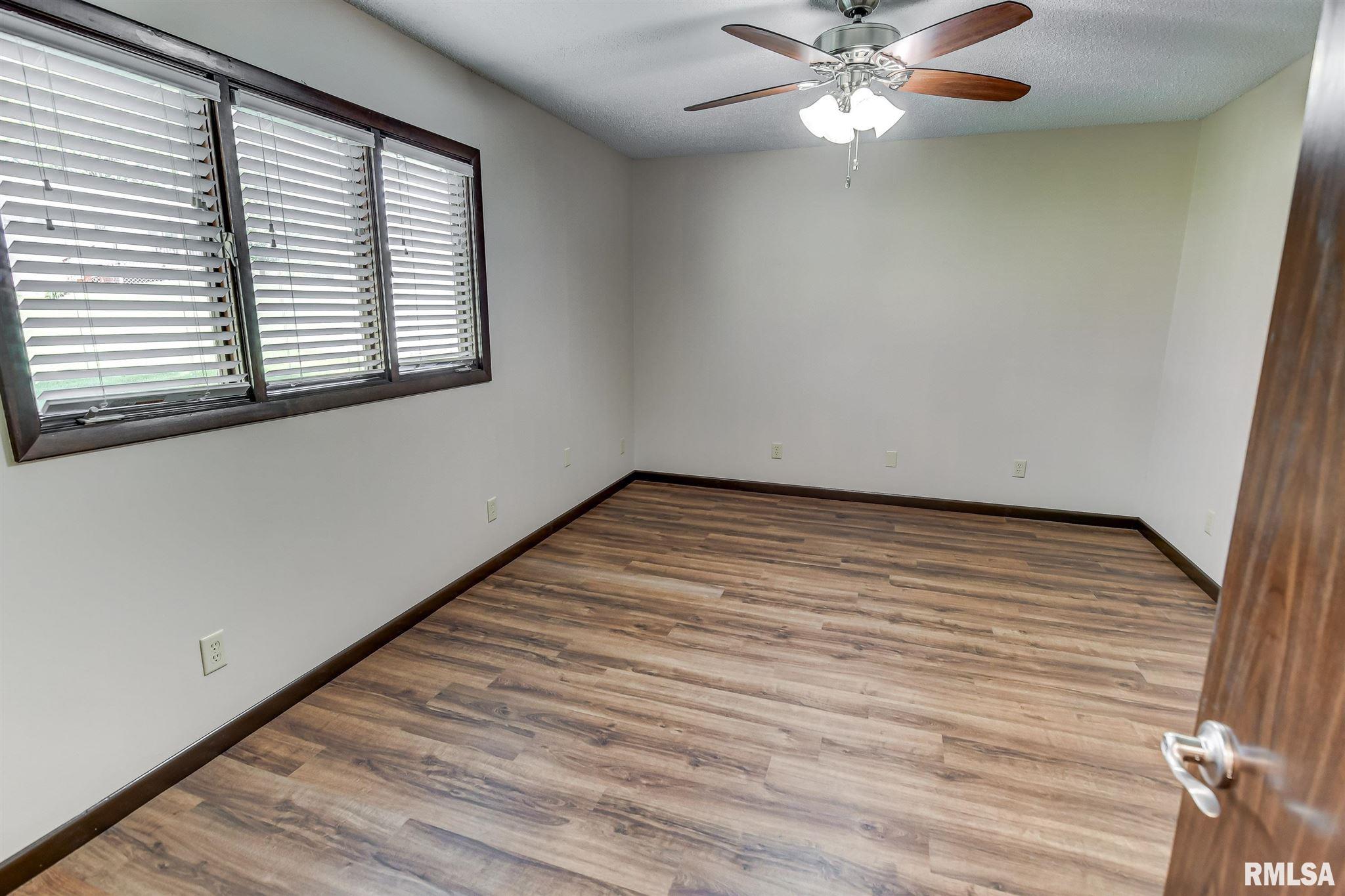 2235 Big Bend Road Taylorville, IL 62568 - Photo 8 of 35 Gallery Image 8