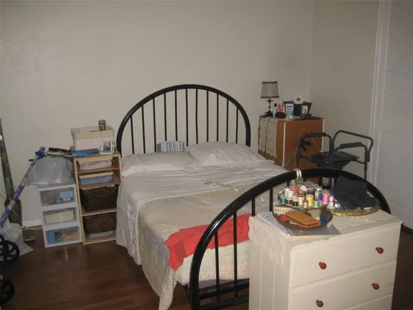 $220,000 | 4320 Bellaire Drive South, Unit 114W, Fort Worth, TX 76109