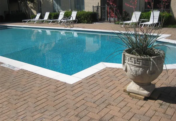 $220,000 | 4320 Bellaire Drive South, Unit 114W, Fort Worth, TX 76109