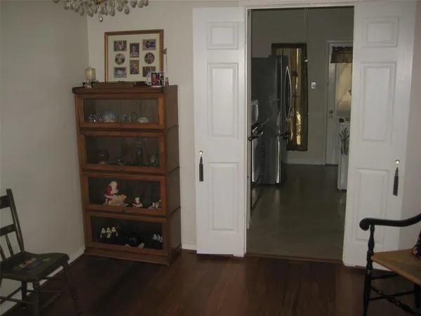 $220,000 | 4320 Bellaire Drive South, Unit 114W, Fort Worth, TX 76109
