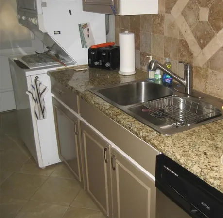 $220,000 | 4320 Bellaire Drive South, Unit 114W, Fort Worth, TX 76109