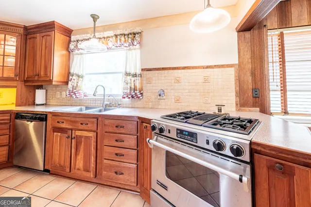 $284,000 | 177 Pinewood Street, Folkston, GA 31537