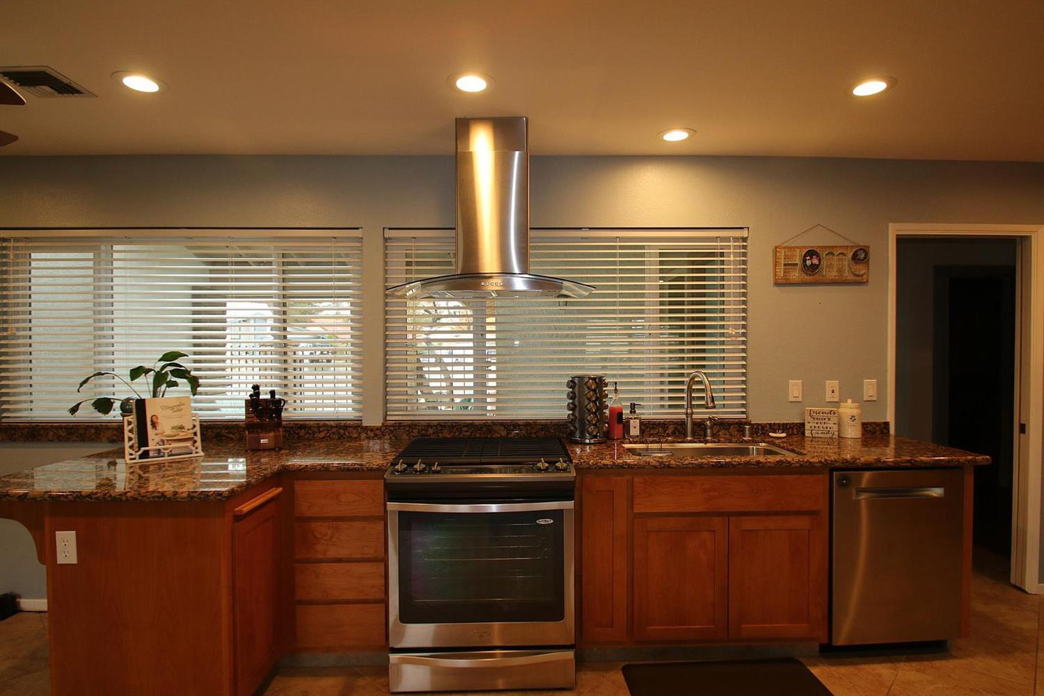 724 Sydnor Avenue Ridgecrest, CA 93555 - Photo 8 of 13 Gallery Image 8