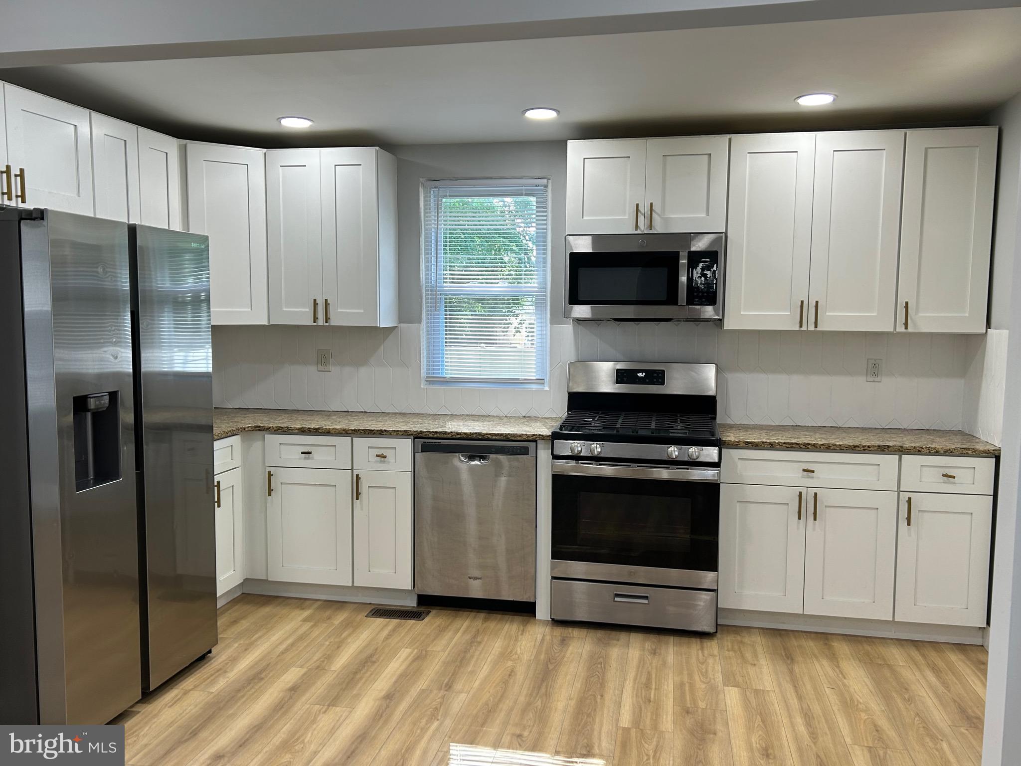 16 West Roland Road Brookhaven, PA 19015 - Photo 12 of 33