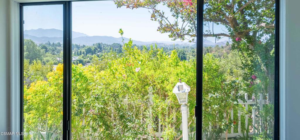 1319 Wilder Street Thousand Oaks, CA 91362 - Photo 2 of 31 a view of a city from a yard