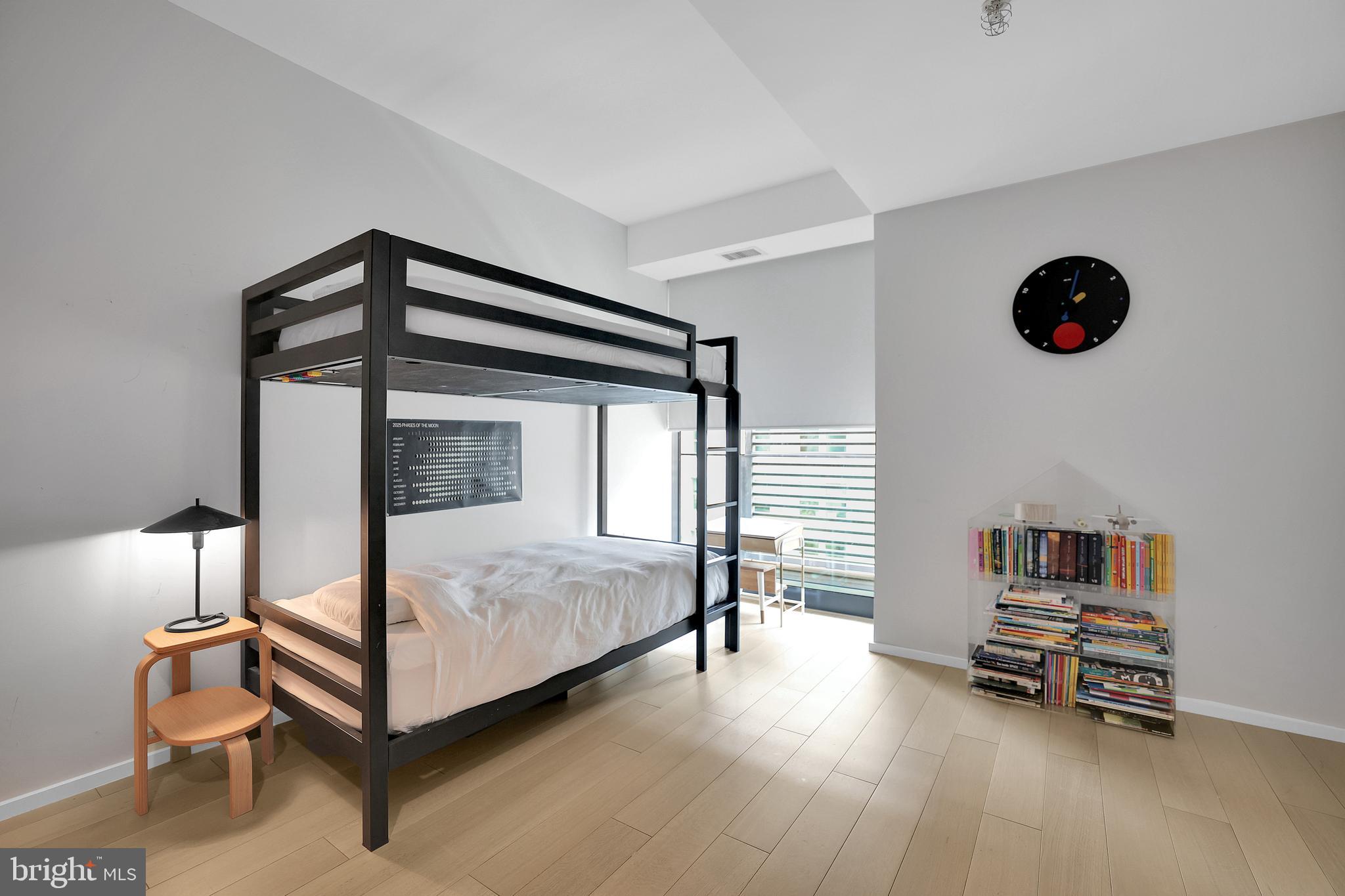 925 H Street Northwest, Unit 506 Washington, DC 20001 - Photo 18 of 36