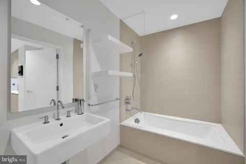 $875,000 | 925 H Street Northwest, Unit 506, Washington, DC 20001