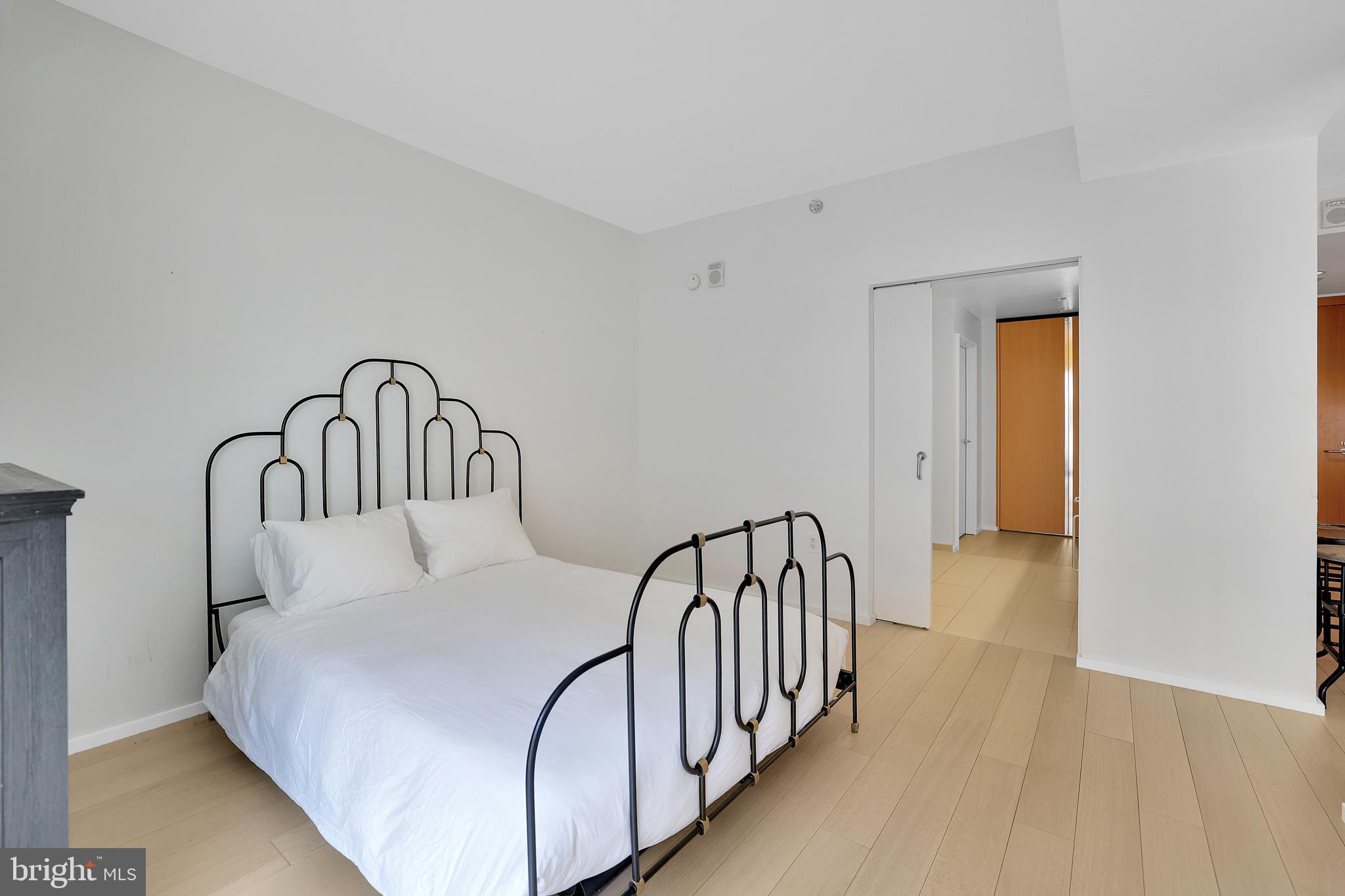 925 H Street Northwest, Unit 506 Washington, DC 20001 - Photo 10 of 36