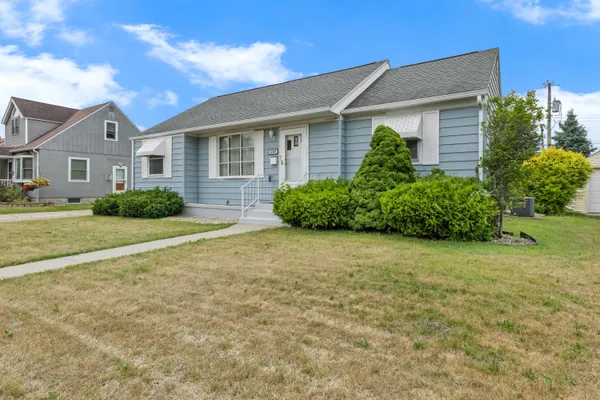 $269,900 | 1908 23rd Street South, La Crosse, WI 54601