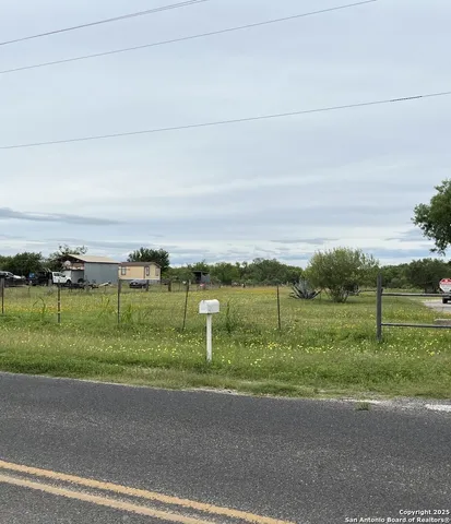 $460,000 | 14895 Wheeler Road, Atascosa, TX 78002