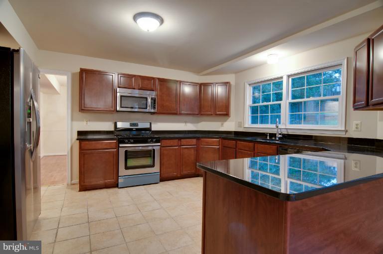 6448 Forest Road Cheverly, MD 20785 - Photo 9 of 29 Kitchen