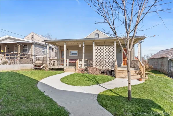 $479,900 | 117-119 St Michaels Avenue, Madison, IN 47250