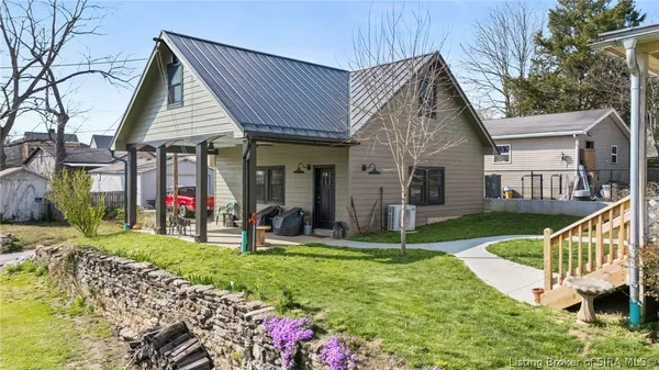 $479,900 | 117-119 St Michaels Avenue, Madison, IN 47250