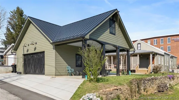 $479,900 | 117-119 St Michaels Avenue, Madison, IN 47250