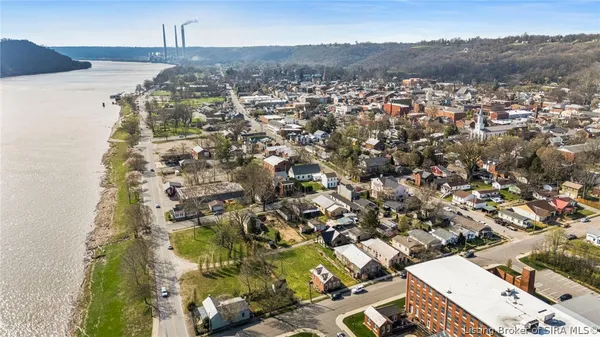 $479,900 | 117-119 St Michaels Avenue, Madison, IN 47250