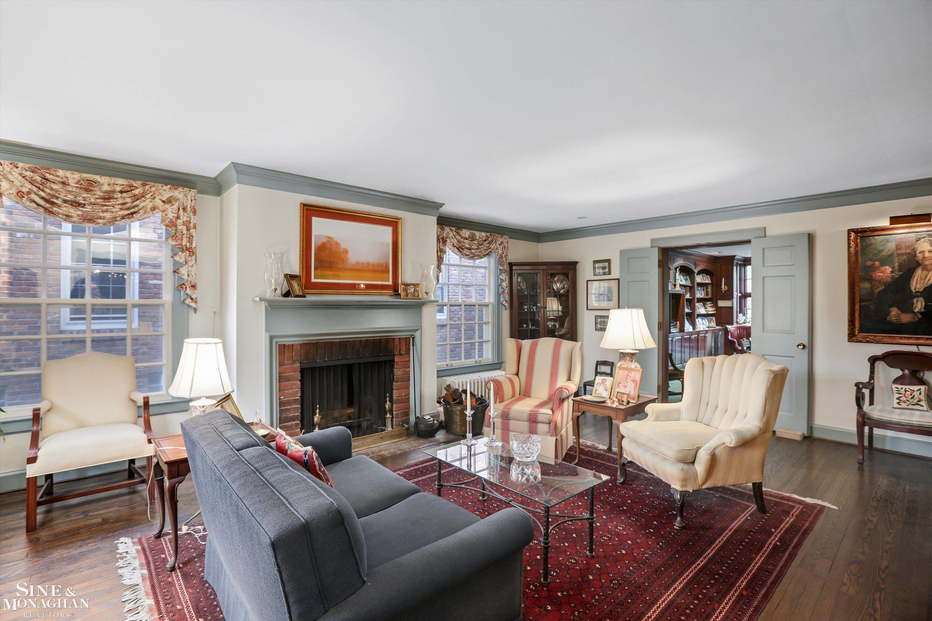 274 Lewiston Road Grosse Pointe Farms, MI 48236 - Photo 7 of 55