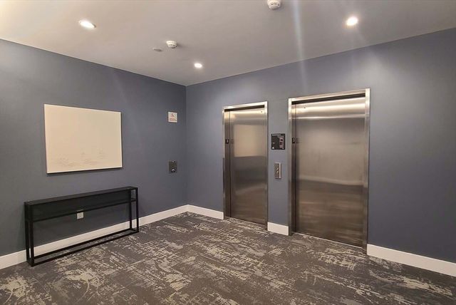 $800,000 | 14 West Broadway, Unit 304, Boston, MA 02127