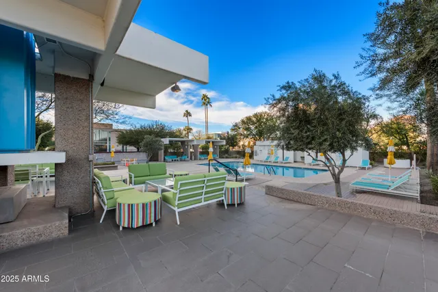 $750,000 | 2323 North Central Avenue, Unit 1404, Phoenix, AZ 85004