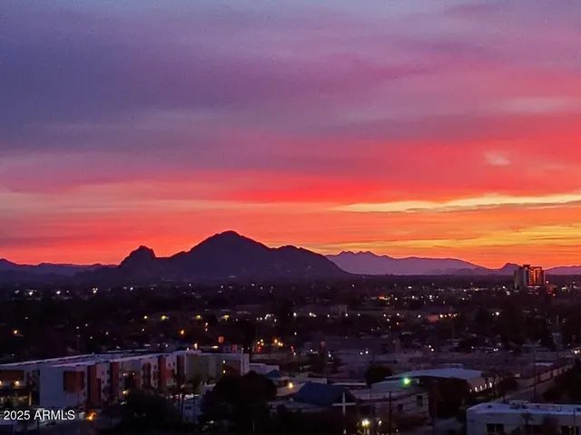 $750,000 | 2323 North Central Avenue, Unit 1404, Phoenix, AZ 85004