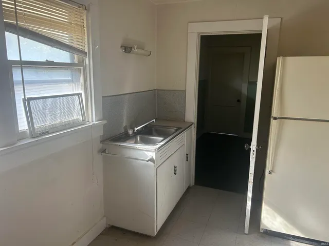 $163,500 | 2604 Sherman Boulevard, Fort Wayne, IN 46808