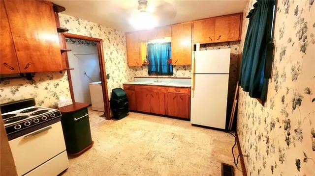 $54,500 | 1570 Redbud Street, Fort Scott, KS 66701