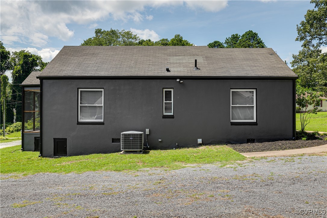 1649 Milo Road Richmond, VA 23225 - Photo 16 of 38 Kitchen with wall chimney exhaust hood, appliances