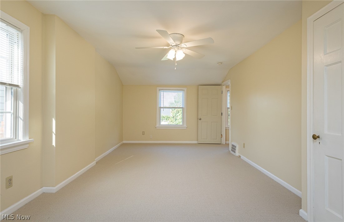 3702 Pennington Road Cleveland, OH 44120 - Photo 14 of 24