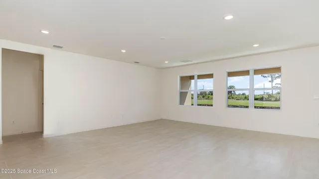 $434,990 | 5093 Alabaster Drive, Grant, FL 32949