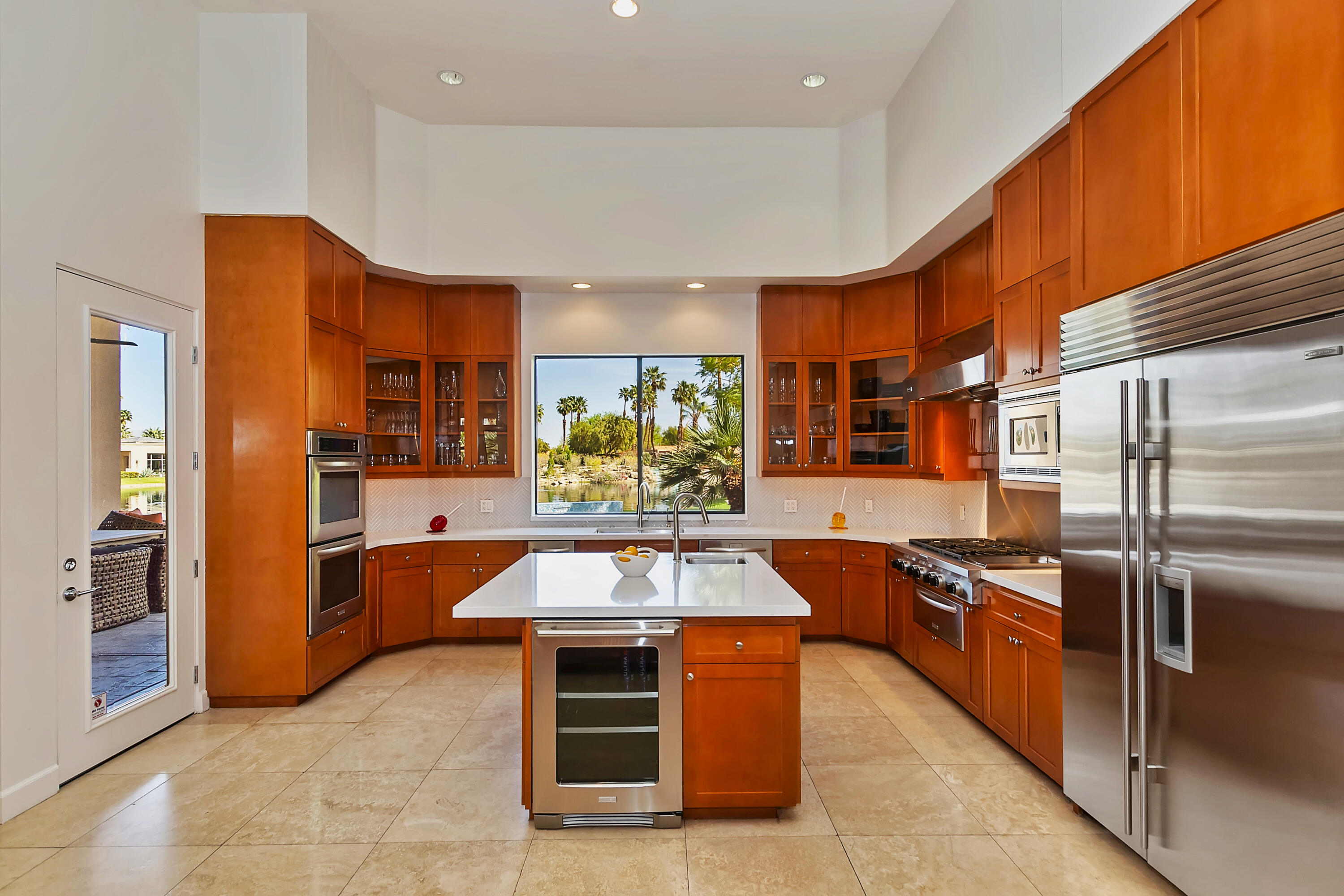 55650 Cherry Hills Drive La Quinta, CA 92253 - Photo 18 of 66 018_Kitchen