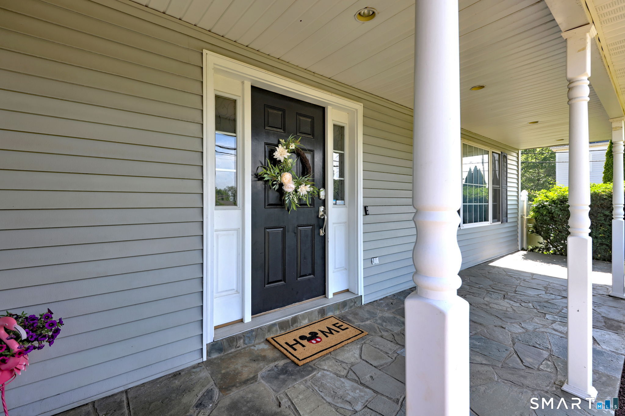 126 Silver Sands Road East Haven, CT 06512 - Photo 4 of 40