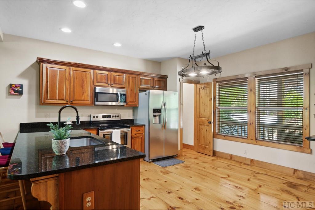 277 Deer Run Road Sapphire, NC 28774 - Photo 10 of 43 Gallery Image 10