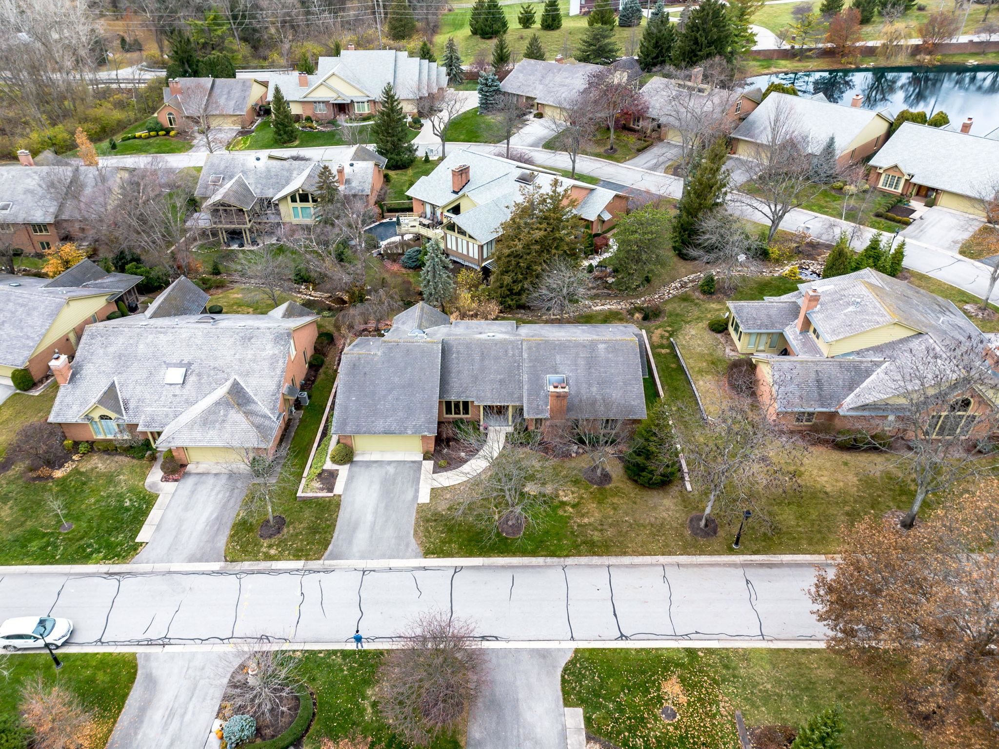2820 Wind Pump Road Fort Wayne, IN 46804 - Photo 9 of 35