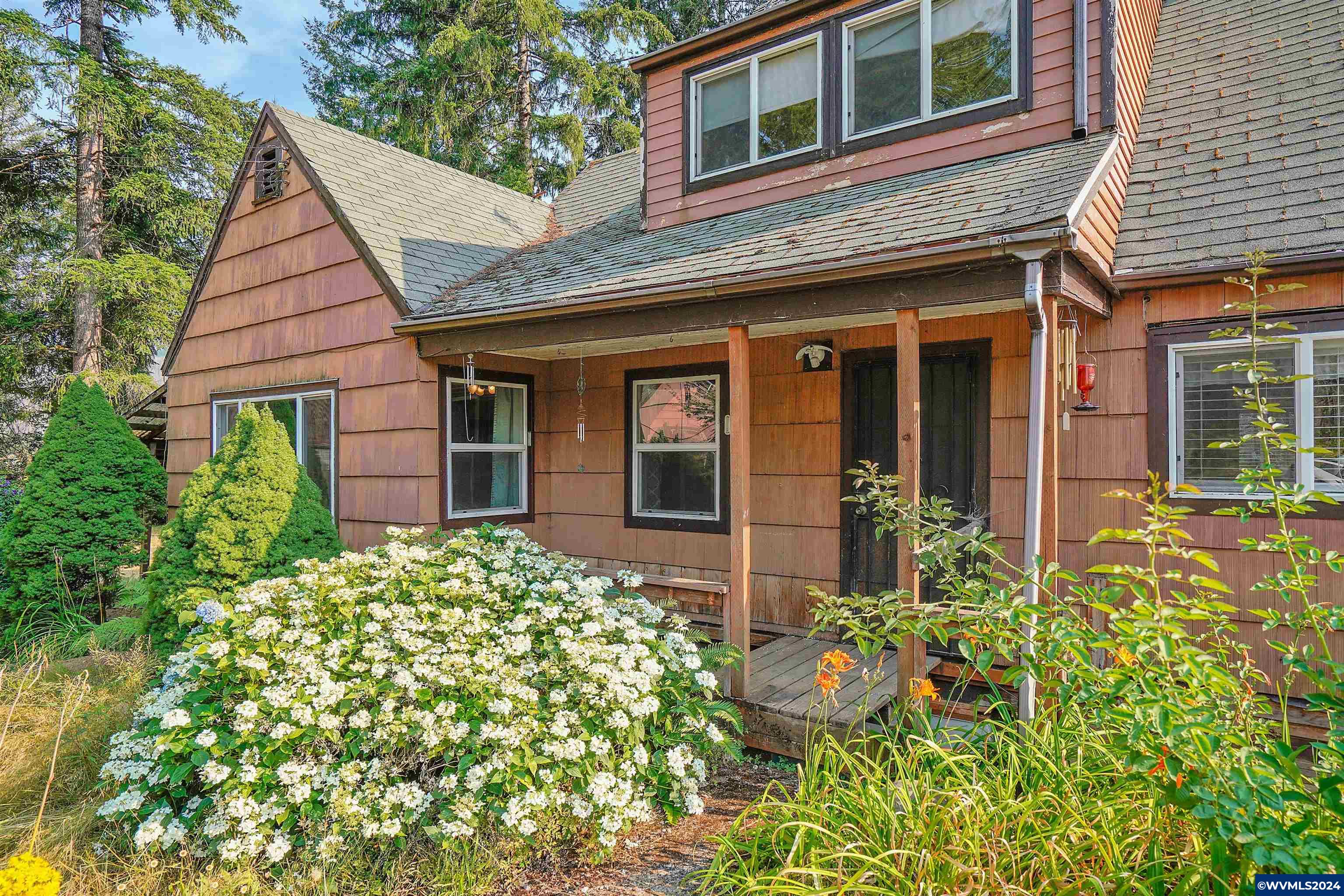 32375 North Fork Road Lyons, OR 97358 - Photo 3 of 46 Gallery Image 3