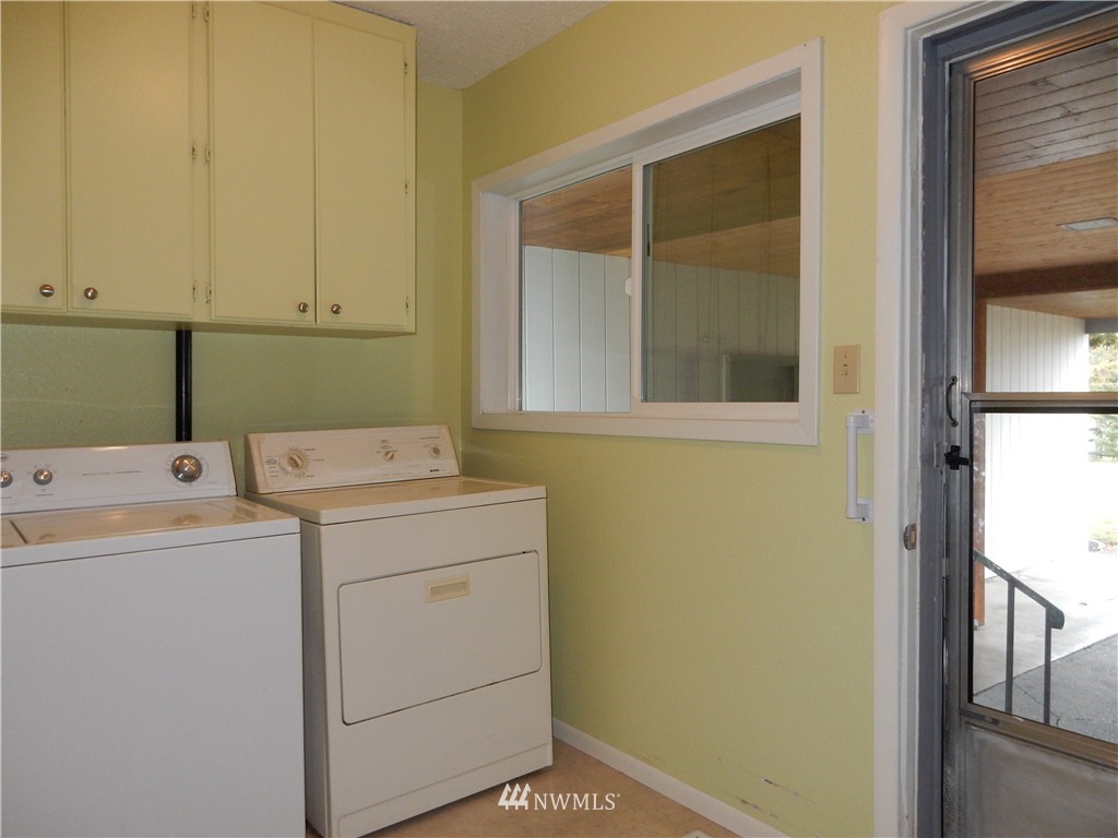 412 East Wiser Lake Road Lynden, WA 98264 - Photo 16 of 20 Gallery Image 16