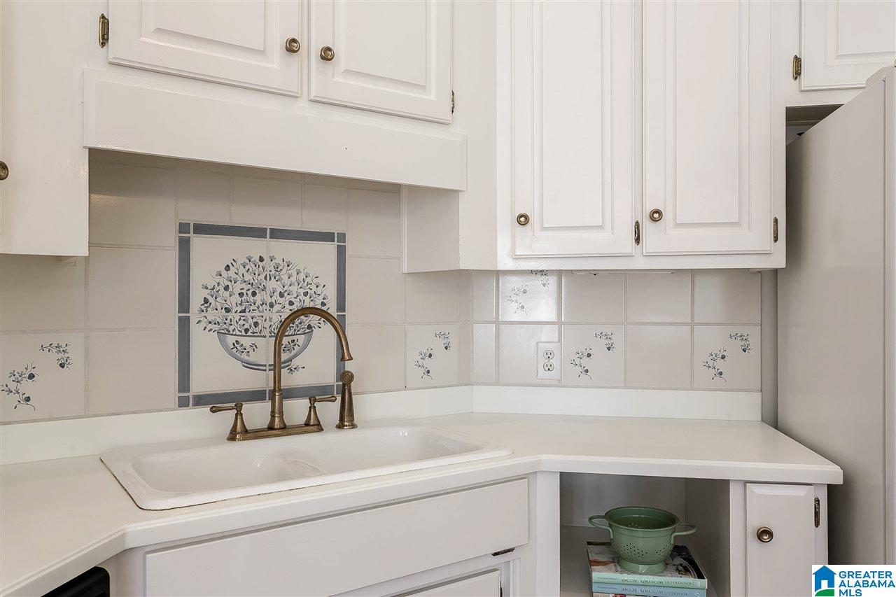 2108 Hickory Ridge Circle Birmingham, AL 35243 - Photo 19 of 50