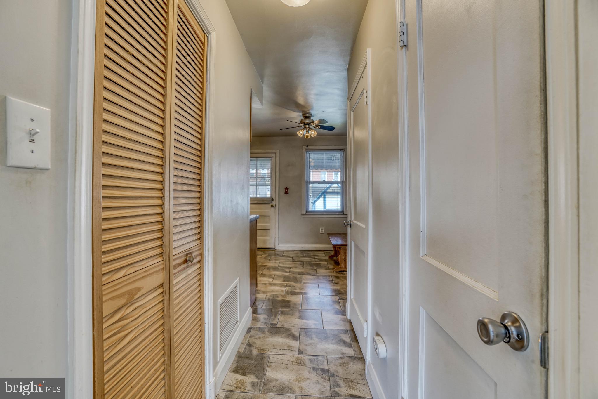 1904 Searles Road Baltimore, MD 21222 - Photo 8 of 36 Gallery Image 8
