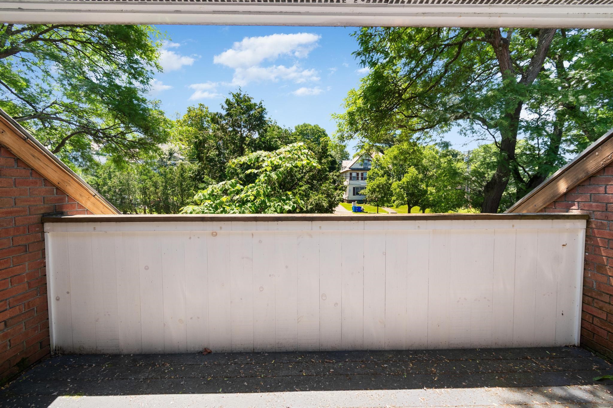388 College Street, Unit 4 Burlington, VT 05401 - Photo 29 of 34