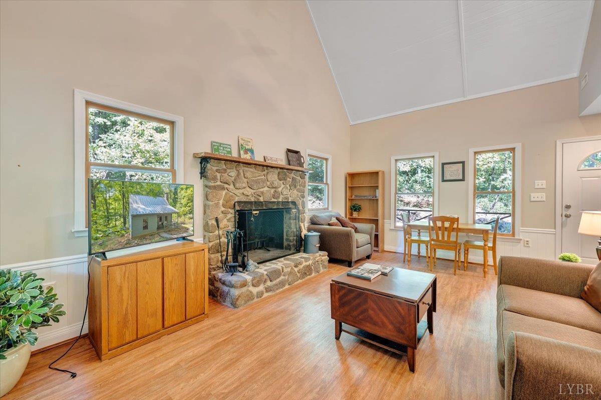 7876 Peaks Road Bedford, VA 24523 - Photo 2 of 36 Gallery Image 2