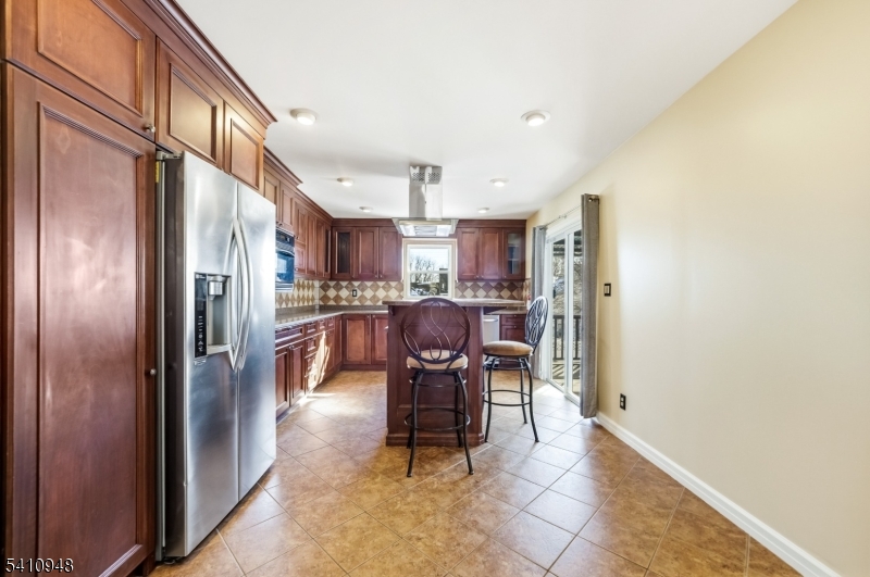 65 Ridge Avenue Bloomfield, NJ 07003 - Photo 11 of 25