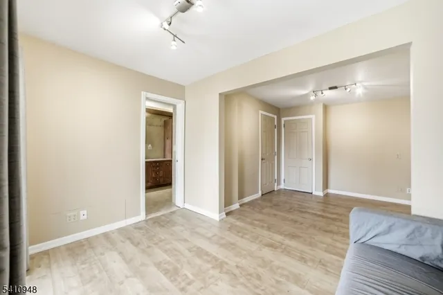 $4,000 | 65 Ridge Avenue, Bloomfield, NJ 07003