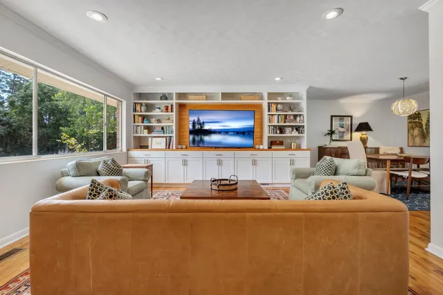 $569,000 | 2214 Thomasville Road, Tallahassee, FL 32308