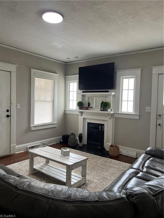 1006 Gordon Street High Point, NC 27260 - Photo 10 of 15