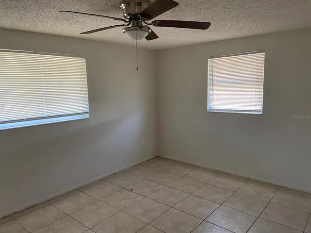 $1,695 | 3600 Beacon Square Drive, Holiday, FL 34691