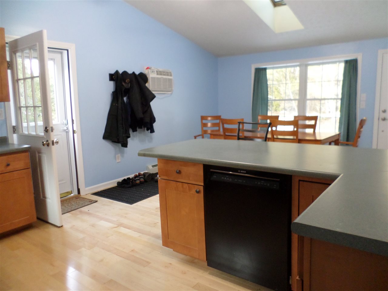 35 Stuart Lane Lebanon, ME 04027 - Photo 5 of 22