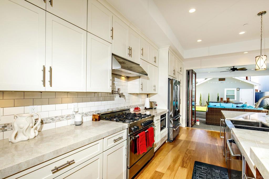 365 H Coronado, CA 92118 - Photo 11 of 34