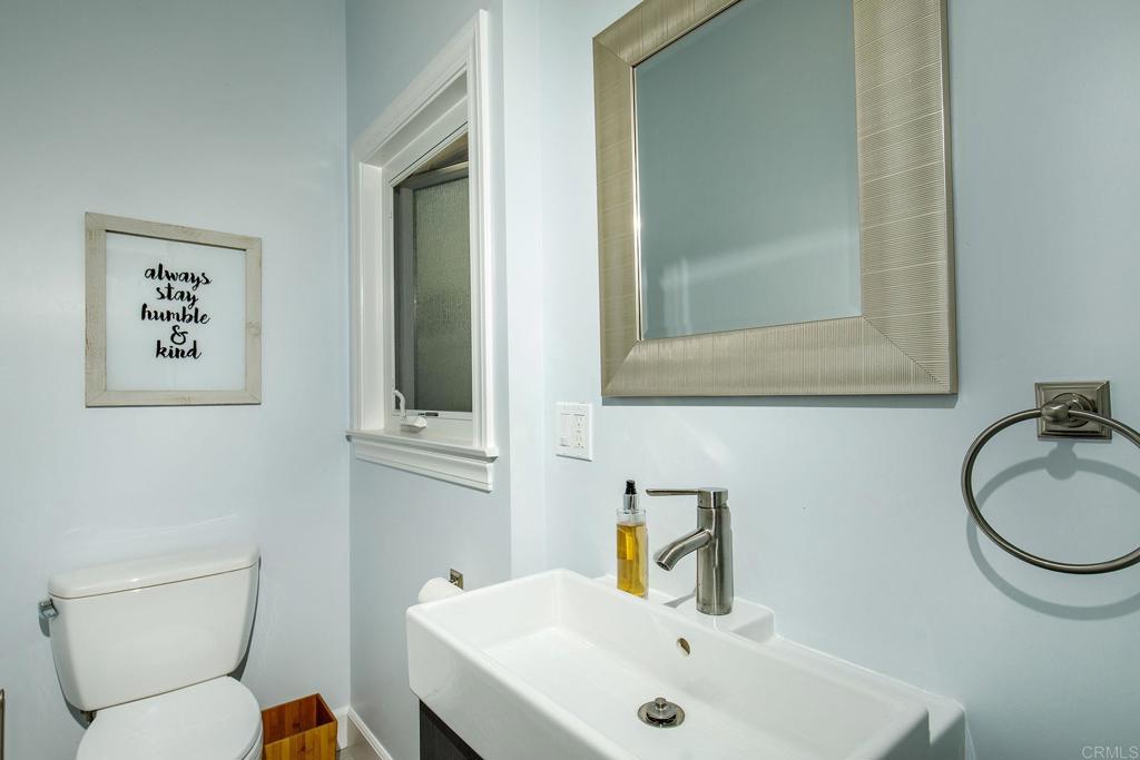 365 H Coronado, CA 92118 - Photo 18 of 34