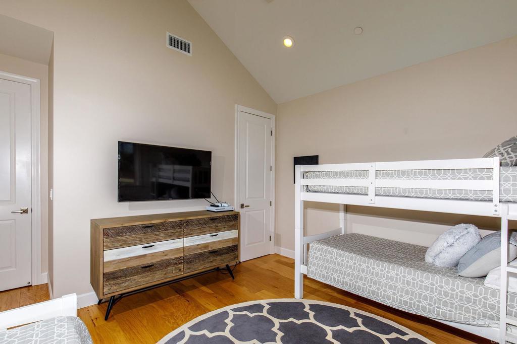 365 H Coronado, CA 92118 - Photo 27 of 34