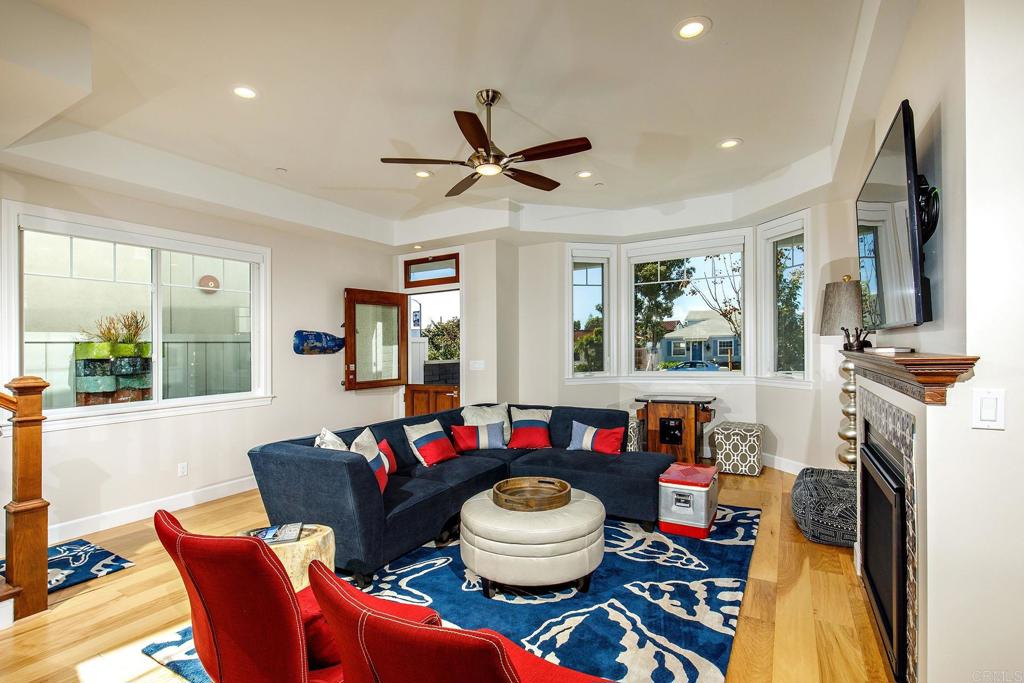 365 H Coronado, CA 92118 - Photo 7 of 34